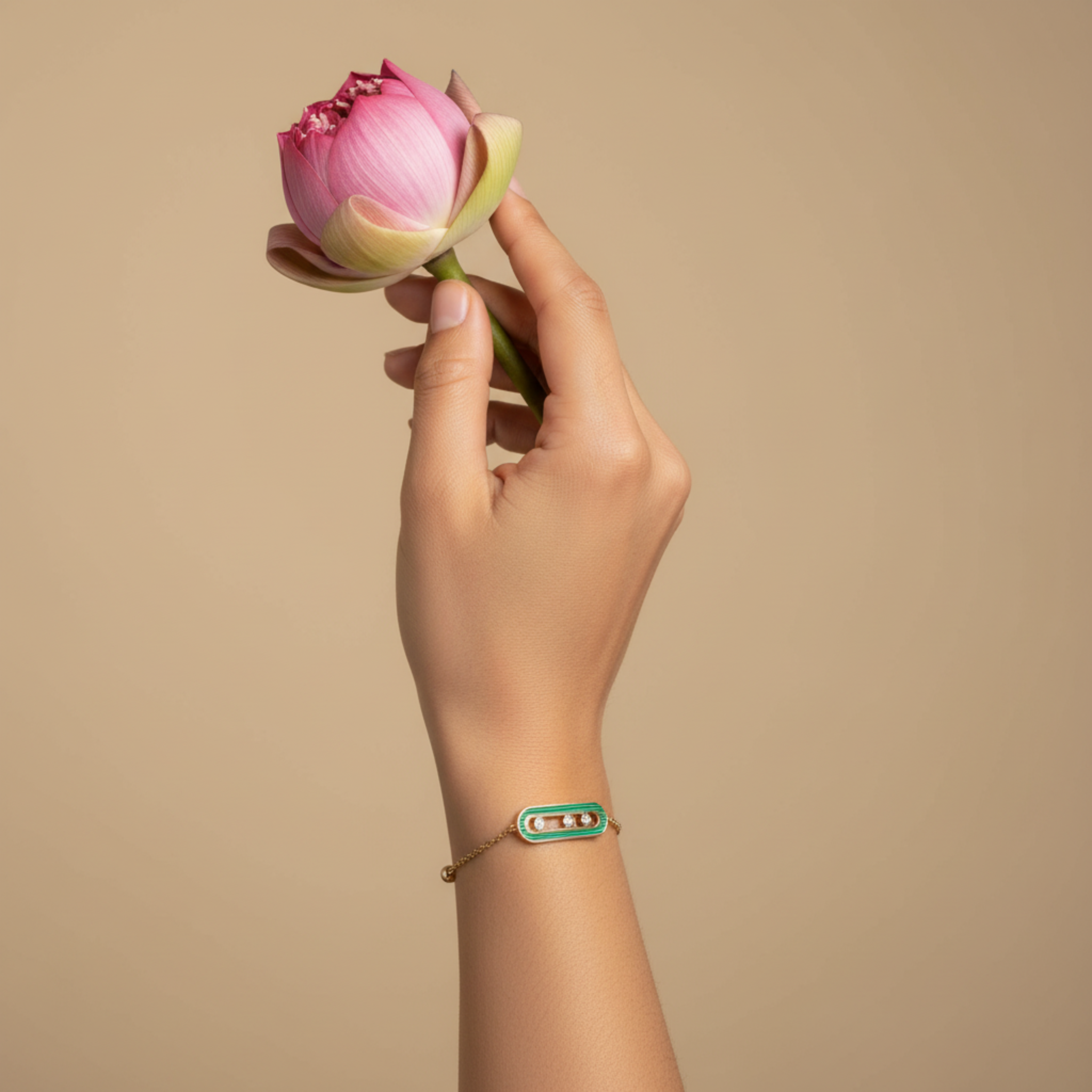 Emerald Aura Bracelet