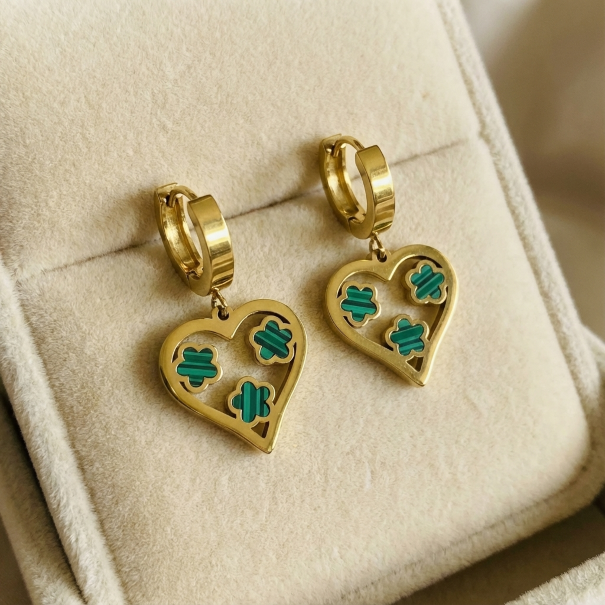 Lucky in Love Gold Drop Earrings – Heart Shaped with Emerald Green Clover Detail