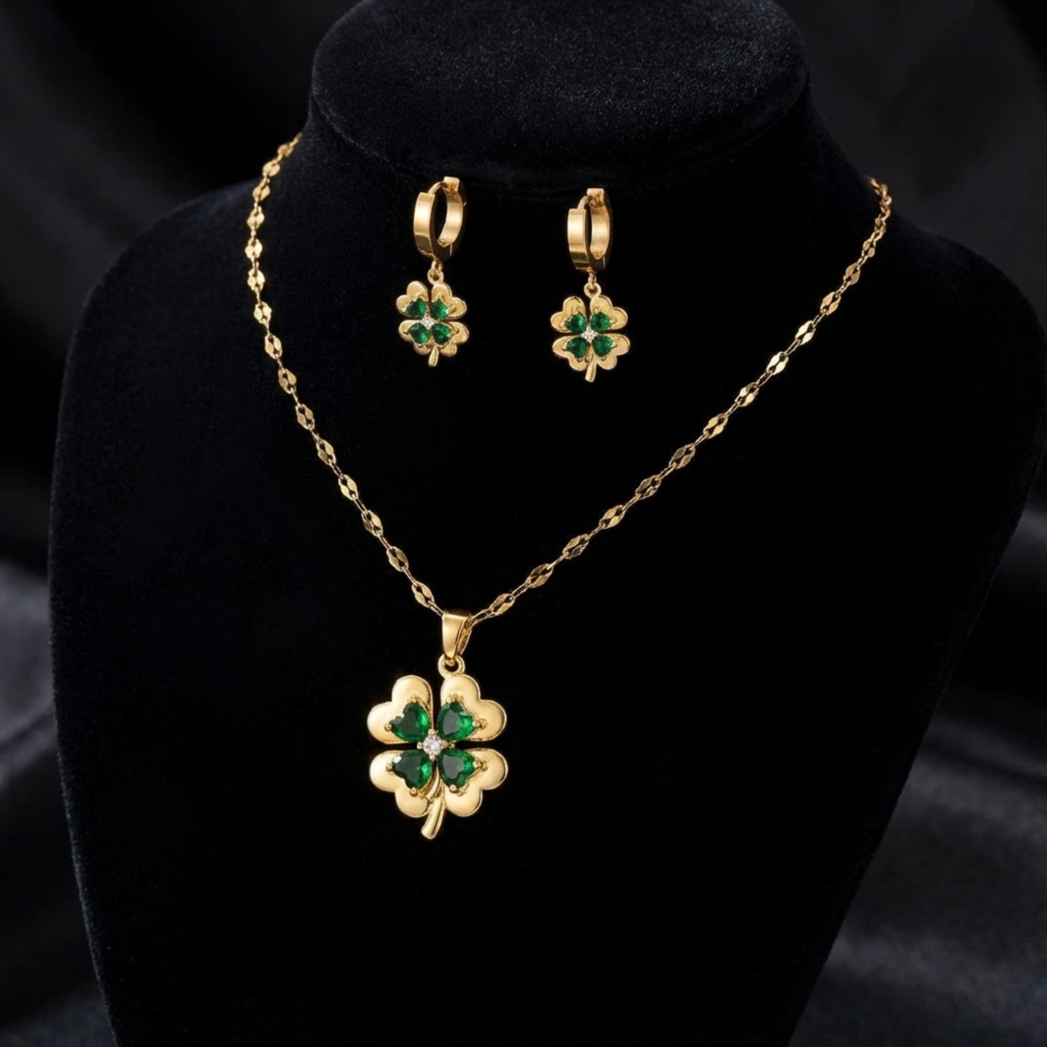 Golden Clover Jewelry Set - Emerald Green Cubic Zirconia Necklace & Earrings