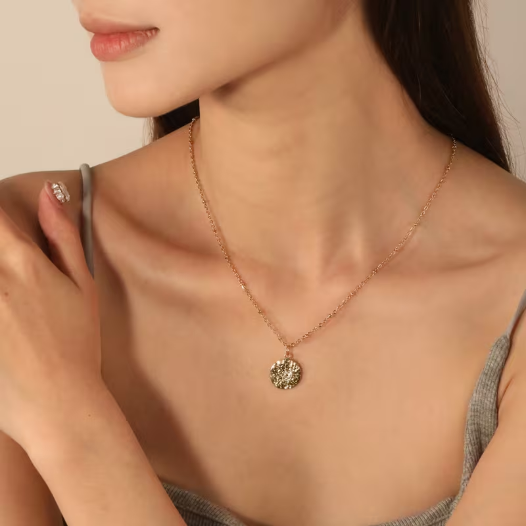 Solaris Hammered Coin Necklace – 18K Gold Plated Sunburst Pendant